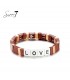 Bruine armband met de letters love