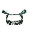 Groene geweven armband met 'FOREVER' letters erop