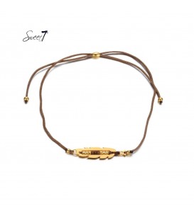 bruine elastische armband met goudkleurige detail met kleine kraaltjes