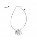 Zilverkleurige dunne ketting met grote bloem