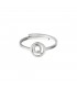 Zilverkleurige ring met initiaal Q in cirkel
