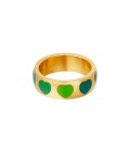 Goudkleurige ring met meerdere groene hartjes (16)