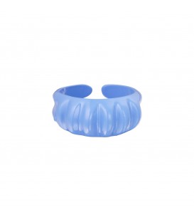 blauwe candy ring met verticale ribbels