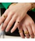Zilverkleurige ring met zwarte ruitvormige steen (16)