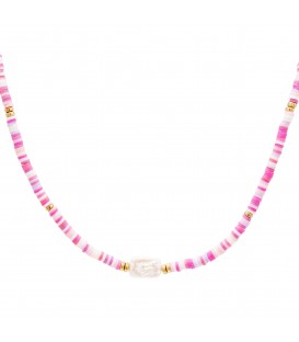 halsketting met roze kralen en een parel