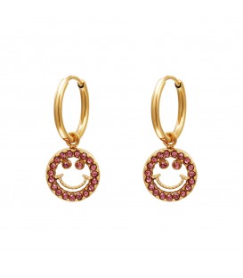 goudkleurige oorringen met een smiley bedel,versierd met kleine roze zirkonia steentjes