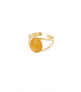 Goudkleurige open ring met een goudkleurig natuur steentjes