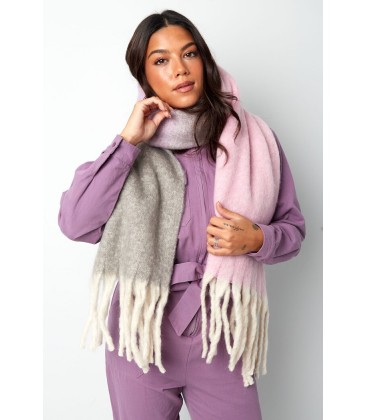 Beige gekleurde warme sjaal