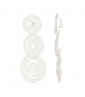 Zilverkleurige oorclips in spiraal patroon