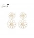 Witte bloemen oorhangers van raffia