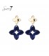 Blauwe oorhangers met 2 klavers vier