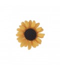 Goudgele broche in madelief vorm