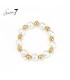 Armband met witte parels en goudkleurige kralen