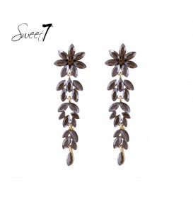 Oorbellen met bruine kristallen en goudkleurige accenten