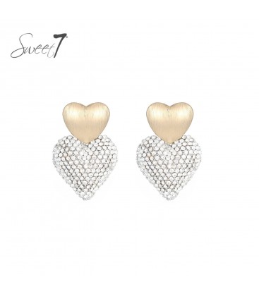 Oorbellen goudkleurig met dubbele hartvorm en heldere steentjes