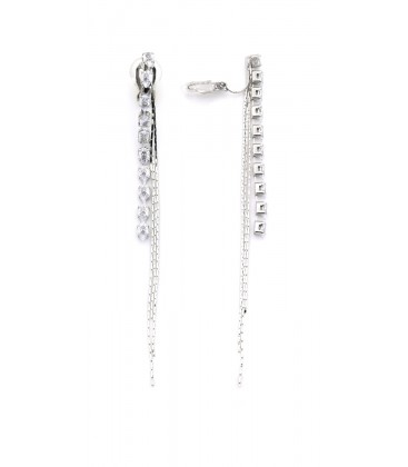 Oorclips zilverkleurig met heldere fonkelende steentjes