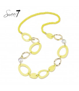 Halsketting lang met gele kralen en ovale goudkleurige schakels