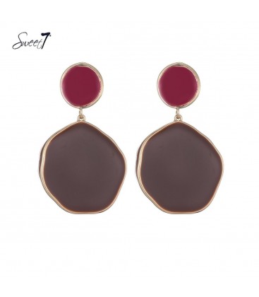 Oorbellen met bordeaux ronde top en bruine hanger