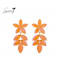 Oorbellen met oranje steentjes in de vorm van bloemblaadjes