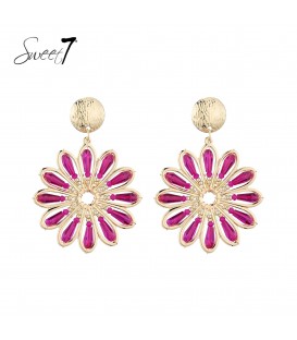 Oorbellen goudkleurig met fuchsia roze inleg