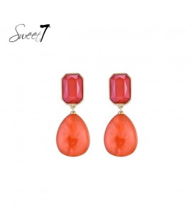 Rode oorbellen met een vierkant oor stukje en ovale hanger