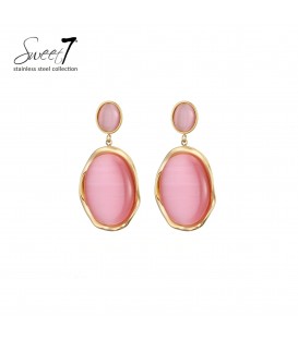 Oorbellen met roze cat eye steen en goudkleurige rand