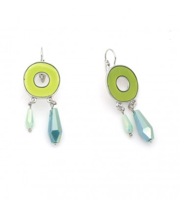 Oorbellen ronde vorm in lime kleur met aqua kristal kralen hangers