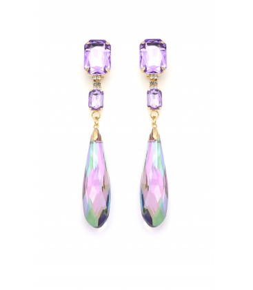 Oorclips met lila kristallen en lange regenboog druppelvormige hanger.
