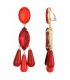 Oorclips met rode hangertjes, facet steen en goudkleurige afwerking
