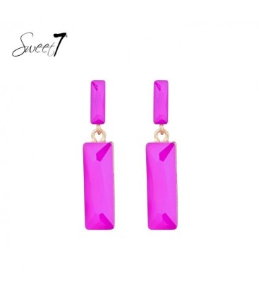 Oorbellen roze met een rechthoekige hanger