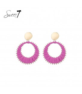 Oorbellen met trendy roze design en elegante goudkleurige afwerking