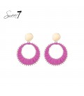 Oorbellen met trendy roze design en elegante goudkleurige afwerking