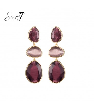 Paarse oorhangers met cat eye stenen en goudkleurige omlijsting