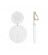 Oorclips wit elegante fashion stijl met gemarmerd motief