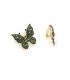 Oorclips in vorm van een vlinder bezet met groene strass steentjes