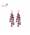 Oorbellen bordeaux rood met bloemen glas kralen en goudkleurige top